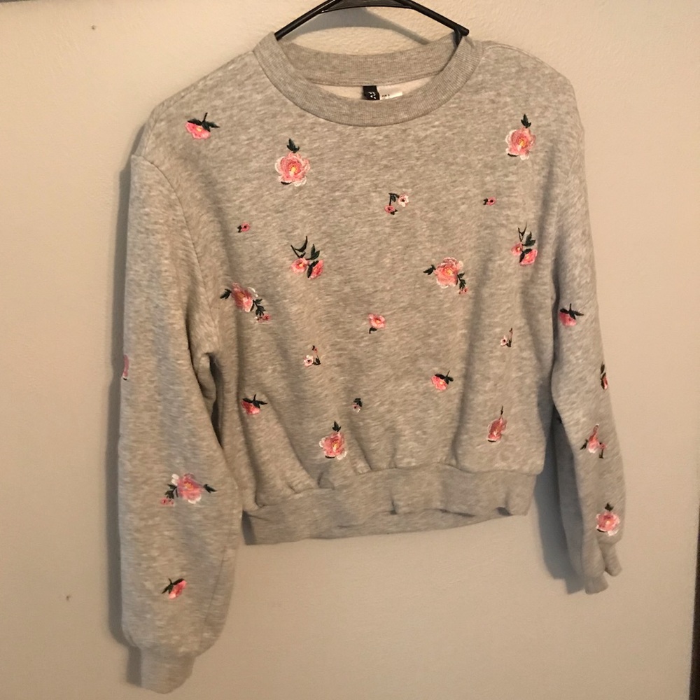 H&M cropped crew neck